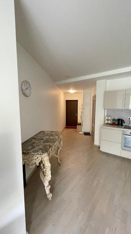 Hugo Apartment & Parking Riga Extérieur photo